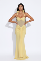 Modelo vestido sirena reloj de arena amarillo - power pose