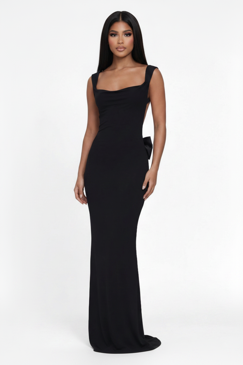 Modelo vestido lazo espalda negro - frontal