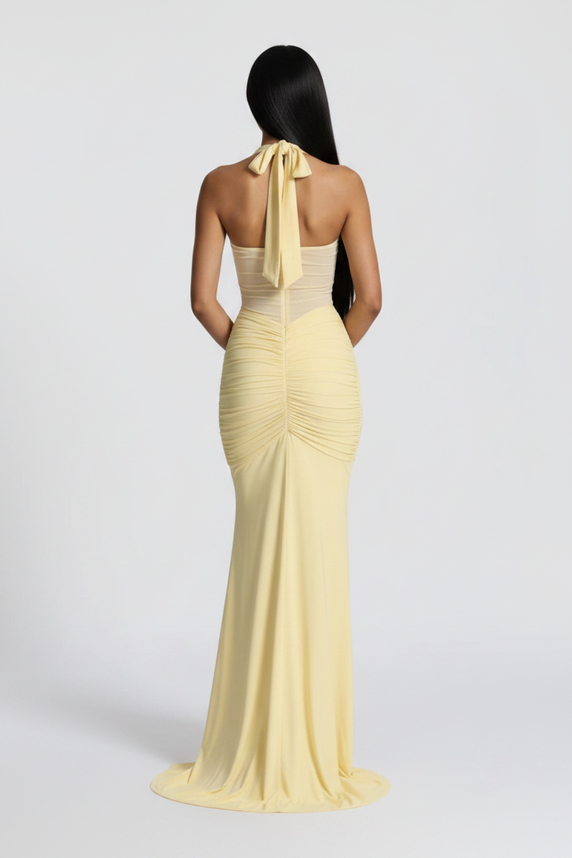 Modelo vestido sirena reloj de arena amarillo - espalda completa