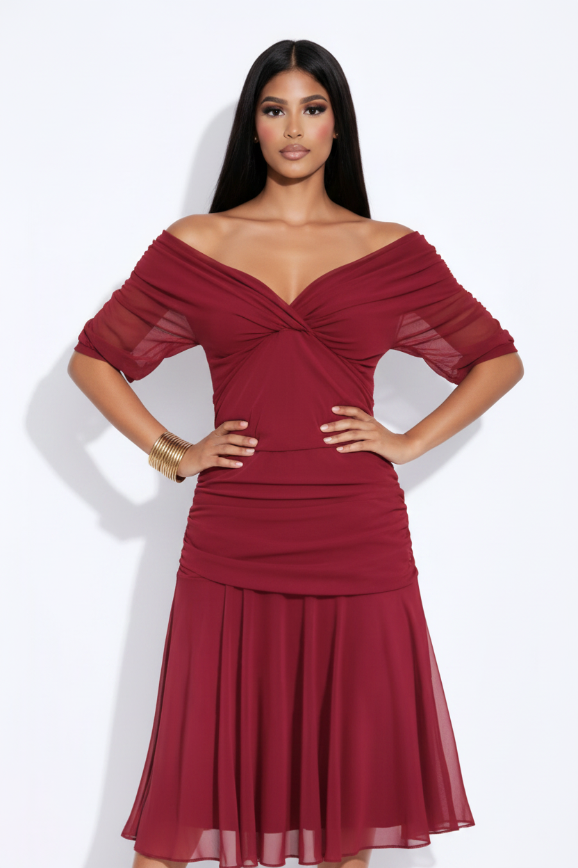 Modelo vestido floral rojo - power pose