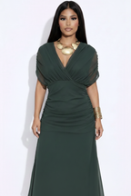 Modelo vestido floral verde - frontal maxi