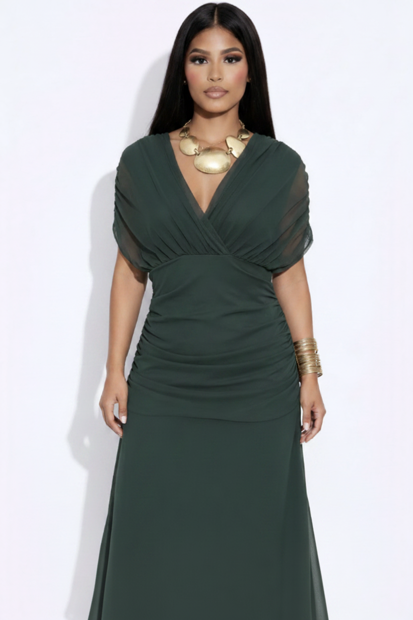 Modelo vestido floral verde - frontal maxi