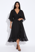 Vestido negro pose 2