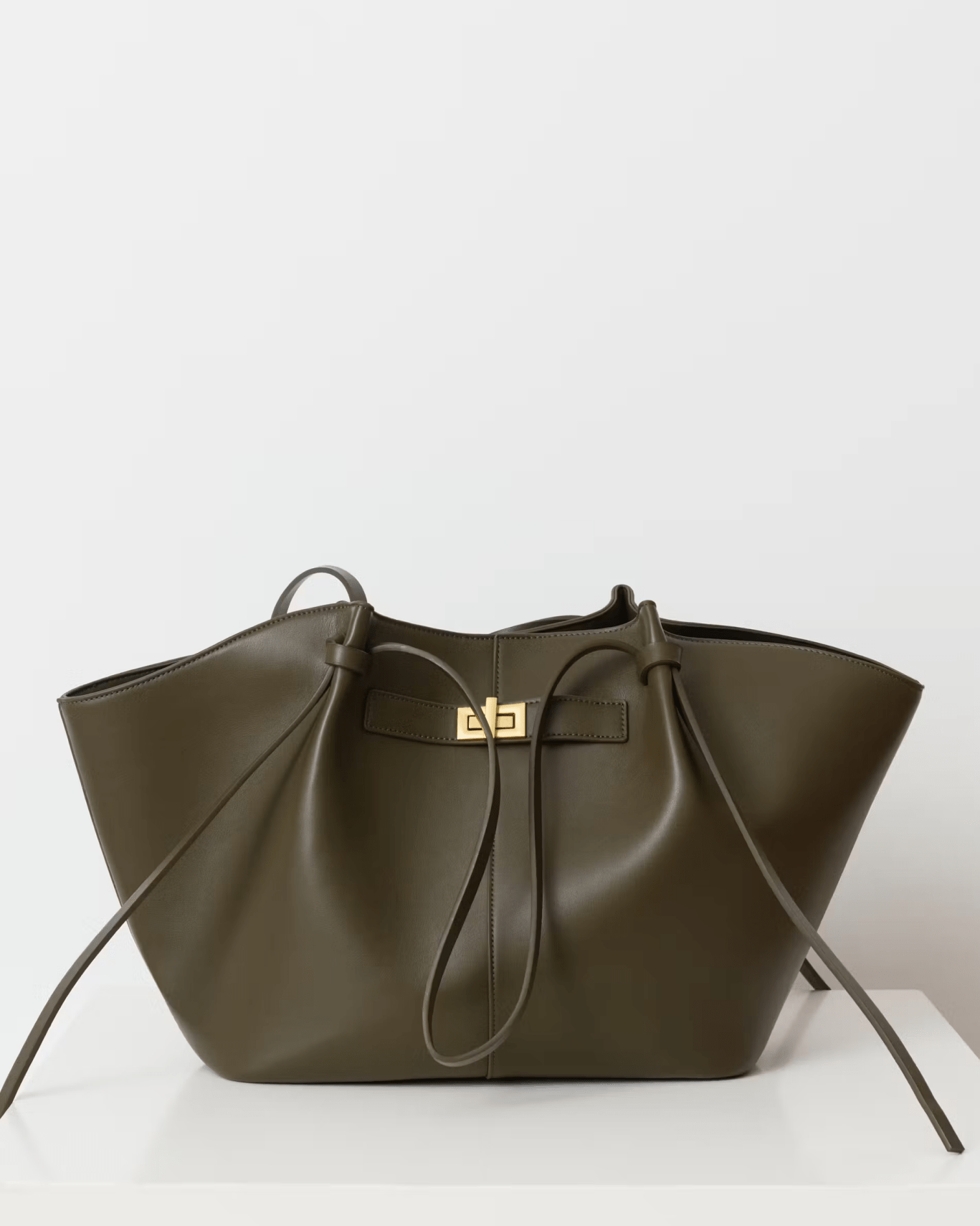 Bolso Curva Icon