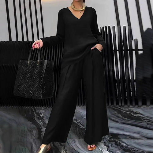Conjunto con cuello en V y pantalones de pierna ancha