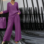 Conjunto con cuello en V y pantalones de pierna ancha